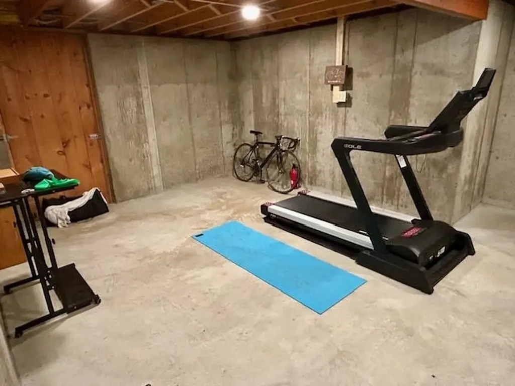 75 Ledgewood Drive Randolph VT 05060-0017