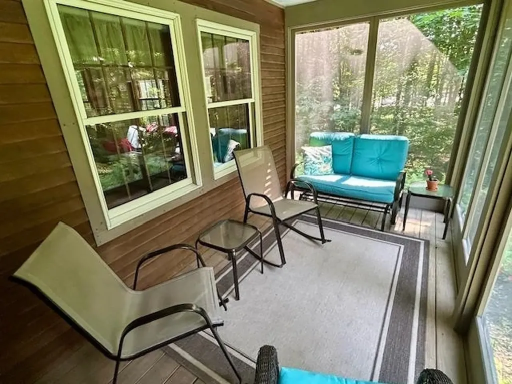 75 Ledgewood Drive Randolph VT 05060-0017