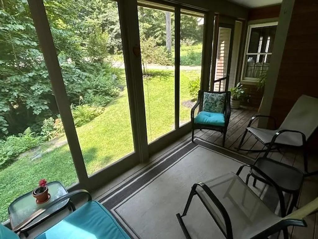 75 Ledgewood Drive Randolph VT 05060-0017