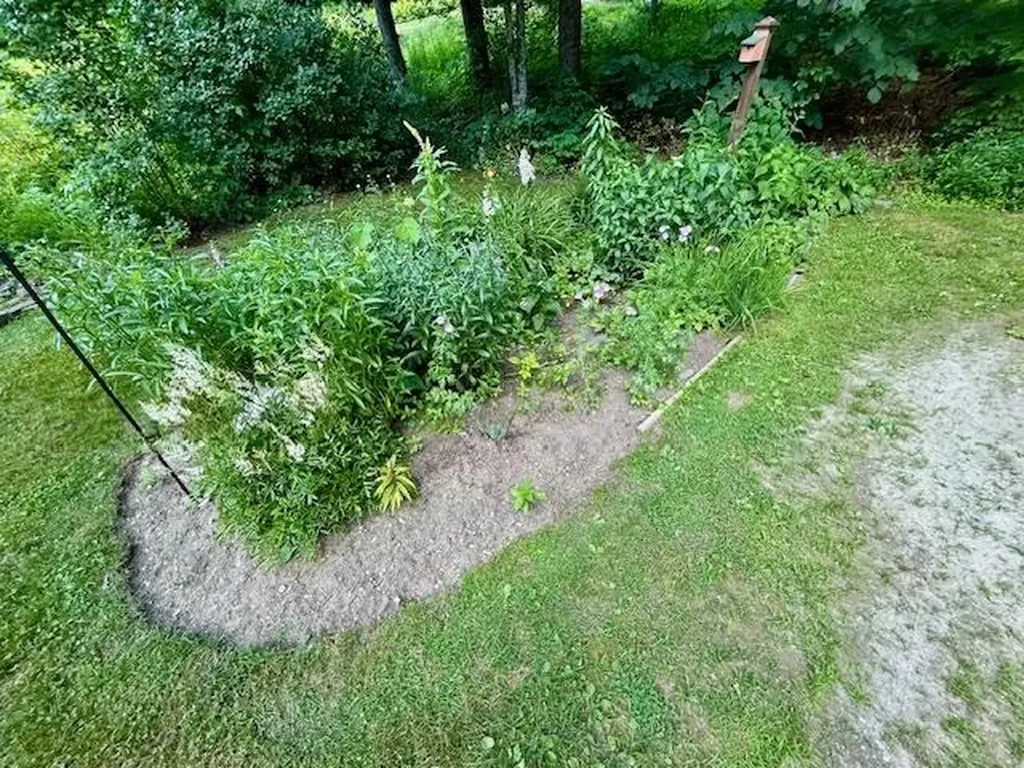 75 Ledgewood Drive Randolph VT 05060-0017