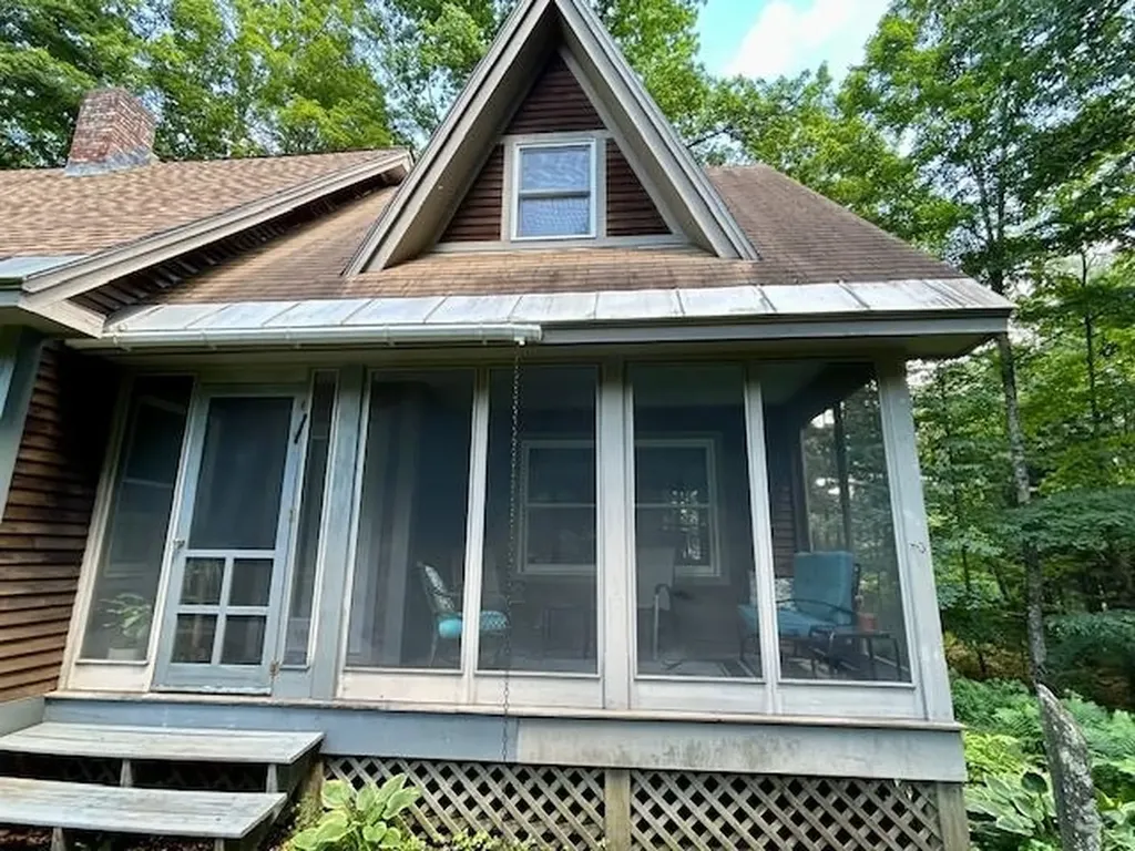 75 Ledgewood Drive Randolph VT 05060-0017