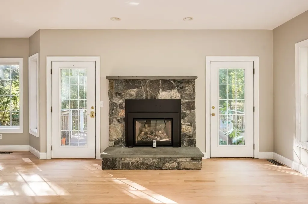 2 Ellison Lane Durham NH 03824