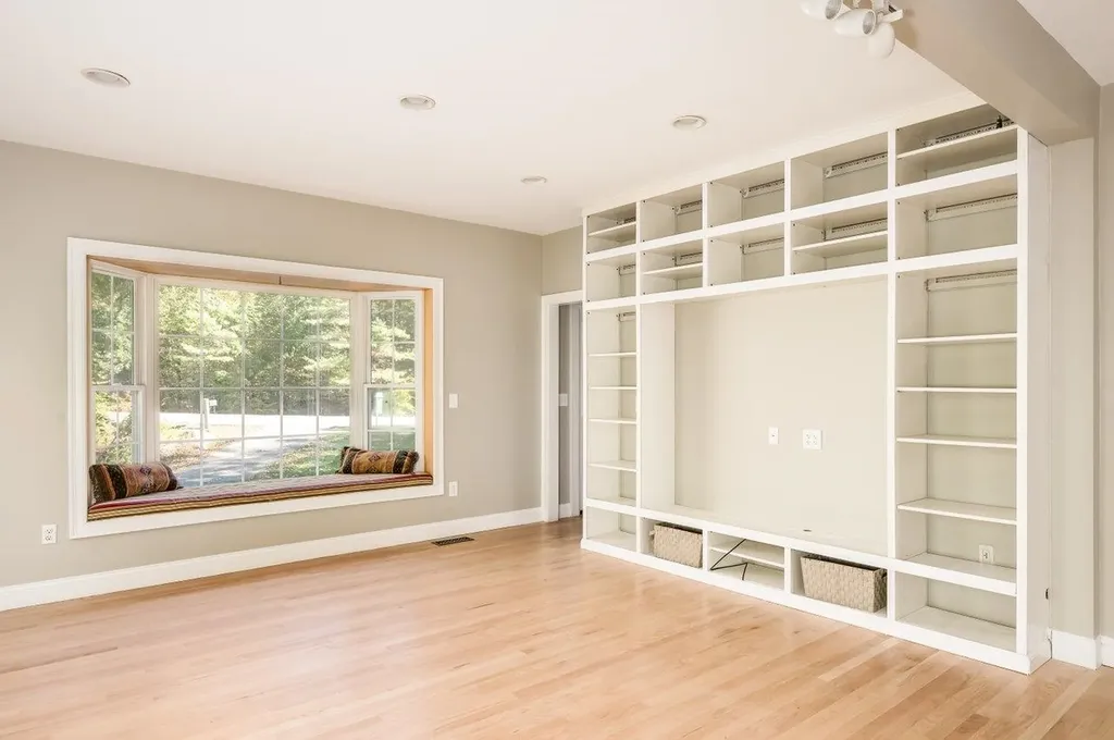 2 Ellison Lane Durham NH 03824