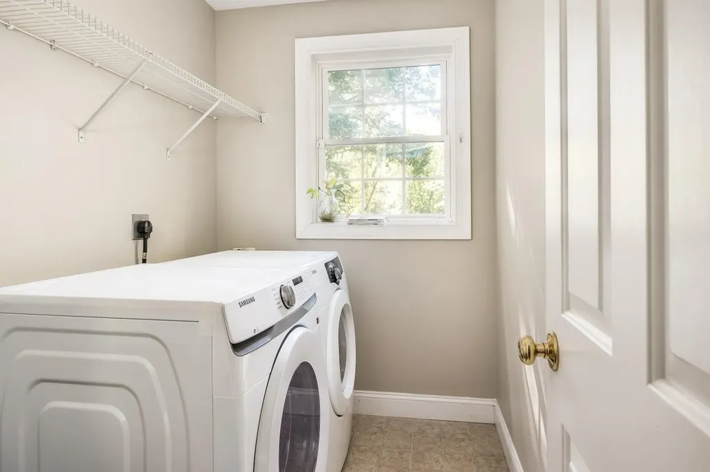 2 Ellison Lane Durham NH 03824