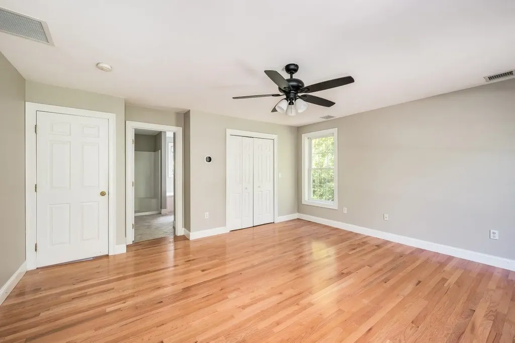 2 Ellison Lane Durham NH 03824