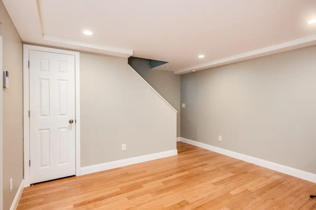 2 Ellison Lane Durham NH 03824