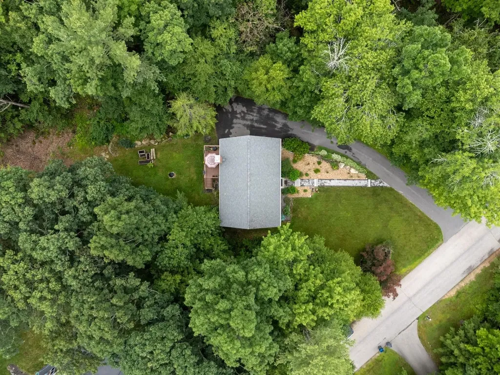 2 Ellison Lane Durham NH 03824