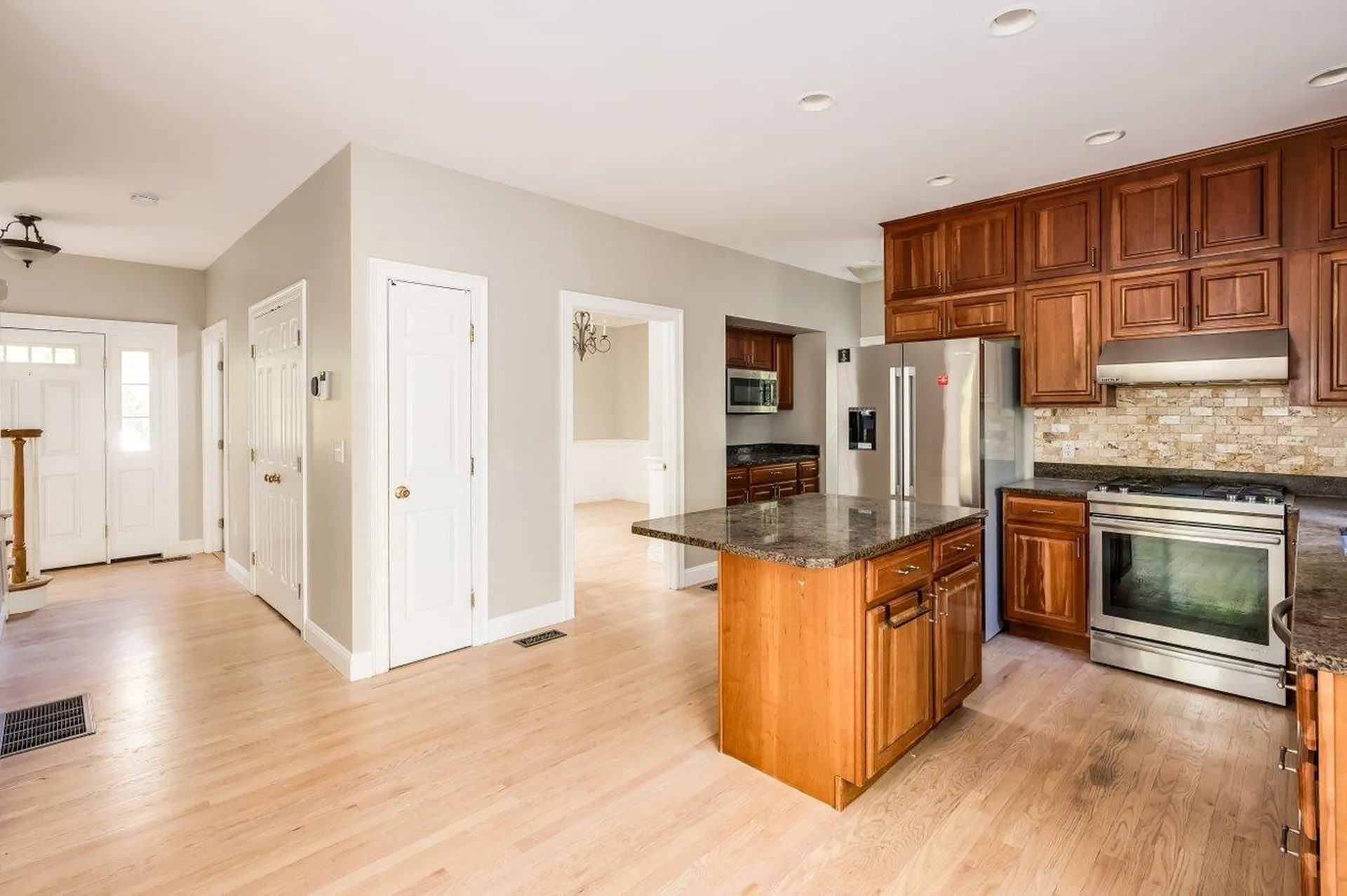 2 Ellison Lane Durham NH 03824