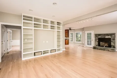 2 Ellison Lane Durham NH 03824