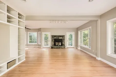 2 Ellison Lane Durham NH 03824