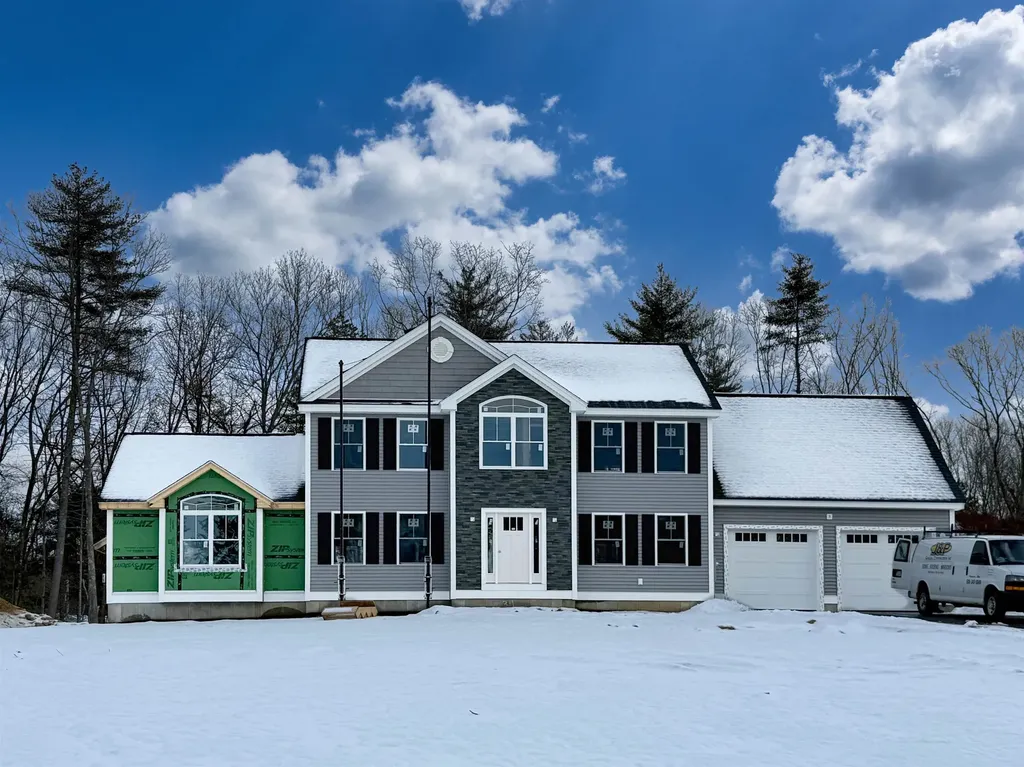 34 Bel's Way Newton NH 03865
