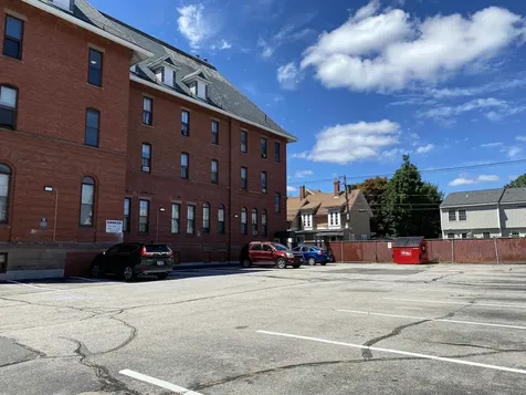124 Orange Street Manchester NH 03102