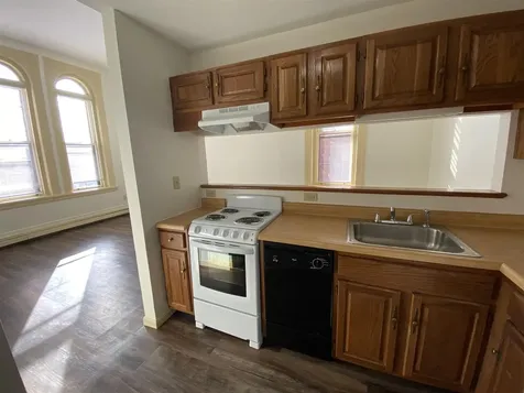 124 Orange Street Manchester NH 03102