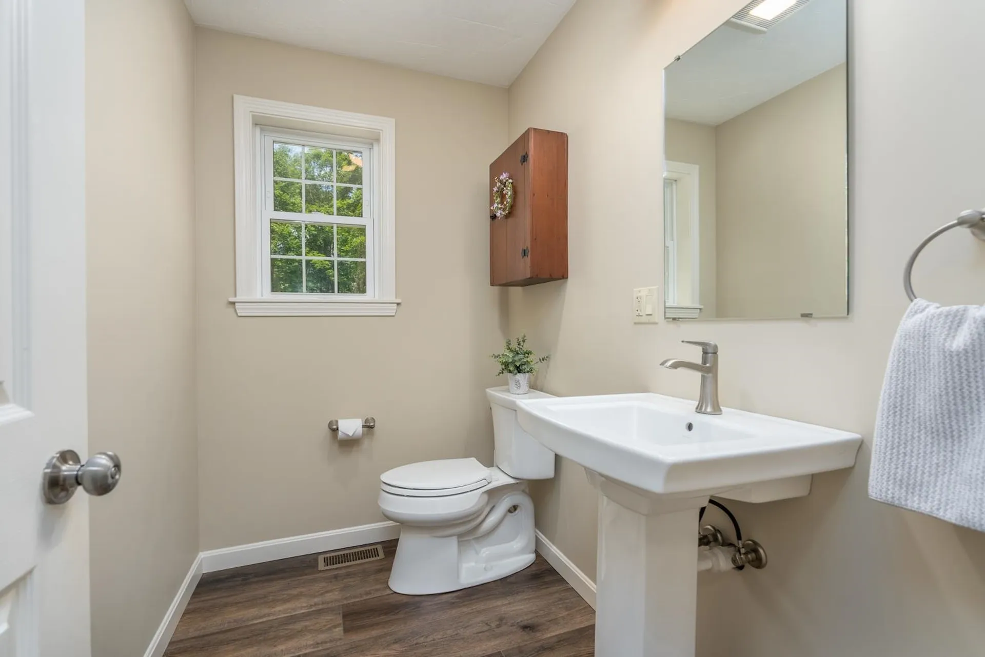 25 Meeting House Hill Road Deerfield NH 03037