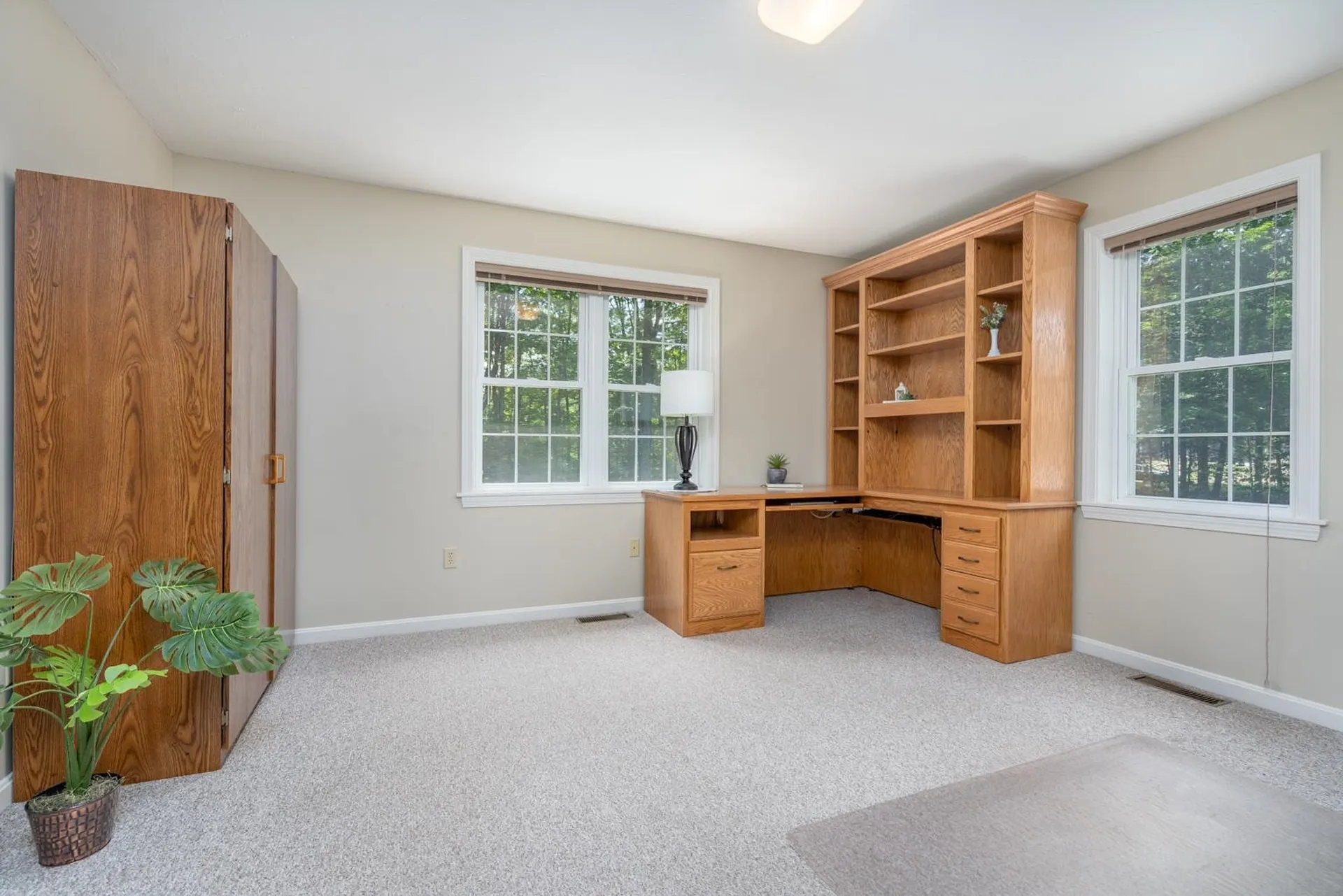 25 Meeting House Hill Road Deerfield NH 03037