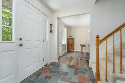 25 Meeting House Hill Road Deerfield NH 03037