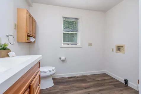 25 Meeting House Hill Road Deerfield NH 03037