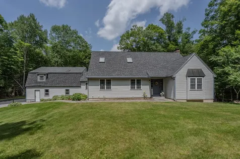 25 Meeting House Hill Road Deerfield NH 03037