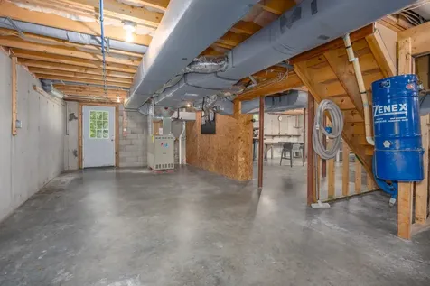 25 Meeting House Hill Road Deerfield NH 03037