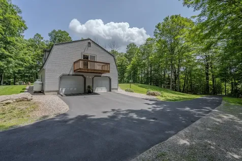 25 Meeting House Hill Road Deerfield NH 03037