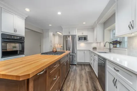 25 Meeting House Hill Road Deerfield NH 03037