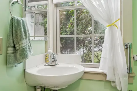 3782 Us Route 113 Thetford VT 05075