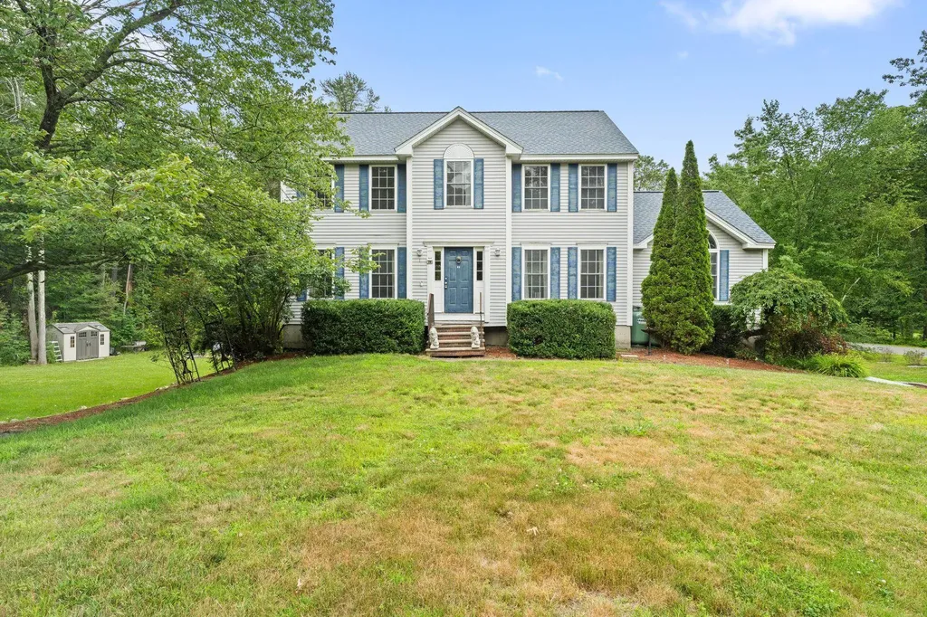 28 Mammoth Road Londonderry NH 03053