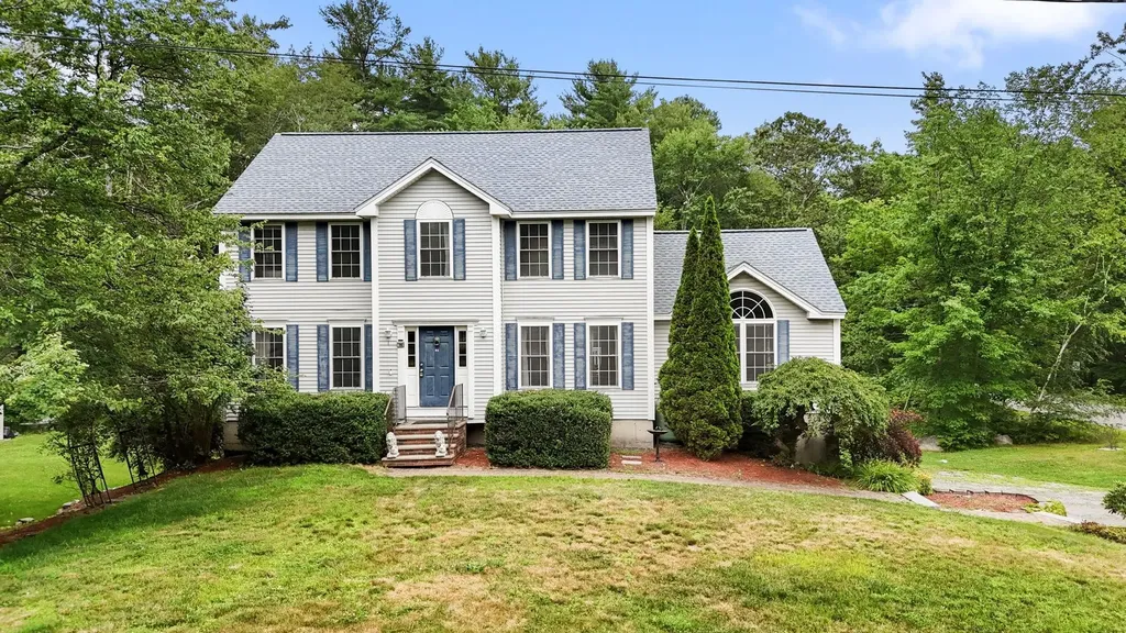 28 Mammoth Road Londonderry NH 03053