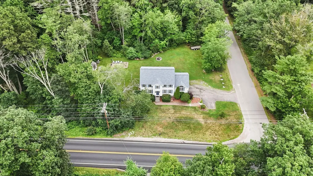 28 Mammoth Road Londonderry NH 03053