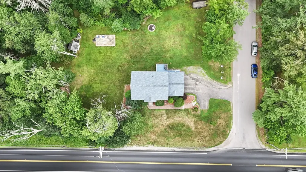 28 Mammoth Road Londonderry NH 03053