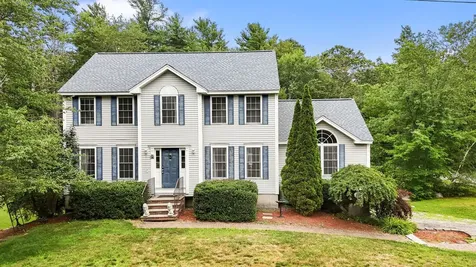 28 Mammoth Road Londonderry NH 03053
