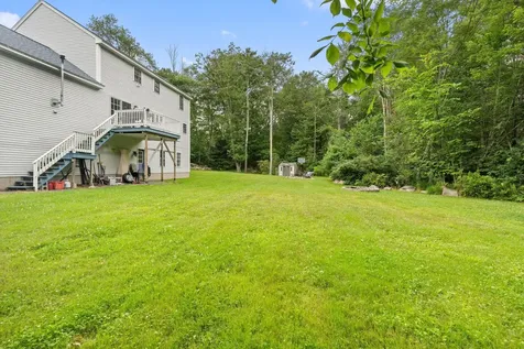 28 Mammoth Road Londonderry NH 03053