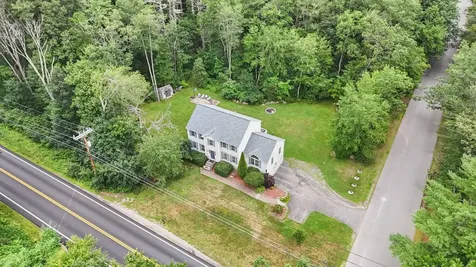 28 Mammoth Road Londonderry NH 03053