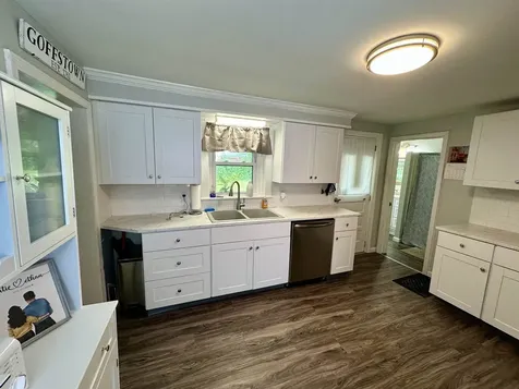 53 Center Street Goffstown NH 03045