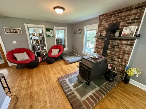 53 Center Street Goffstown NH 03045