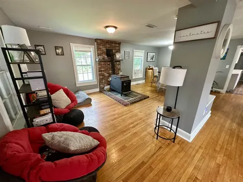 53 Center Street Goffstown NH 03045