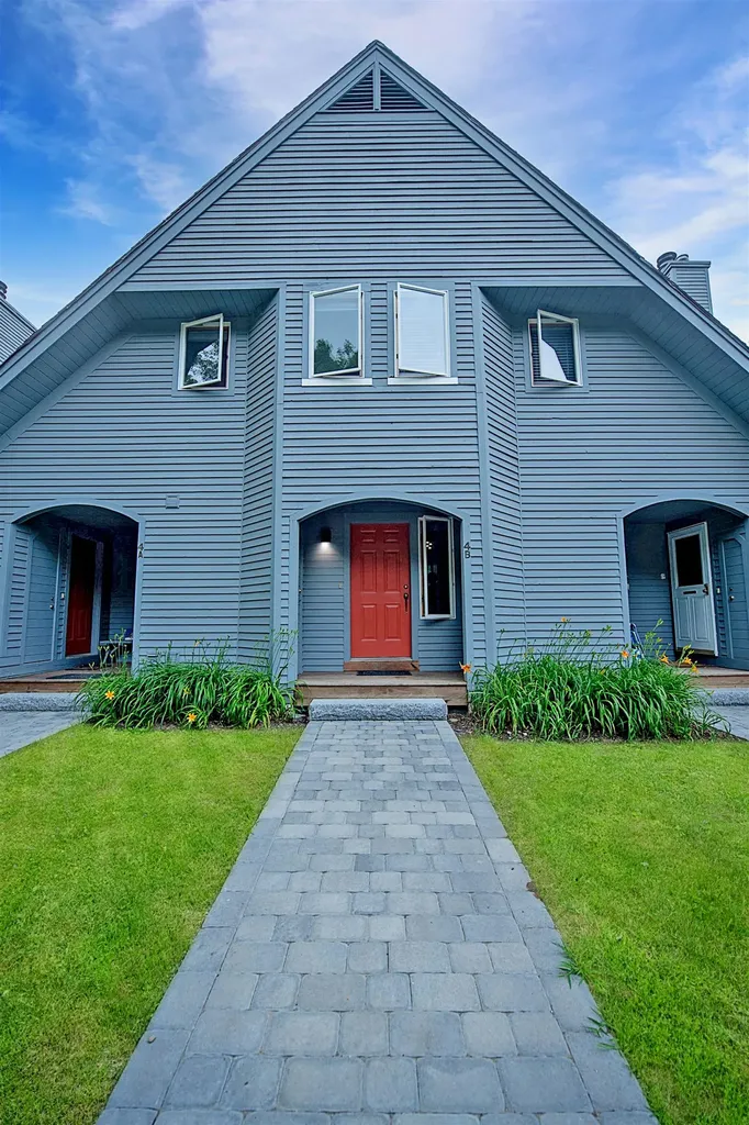 11 Dutchman Lane Wilmington VT 05363