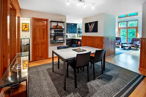 11 Dutchman Lane Wilmington VT 05363