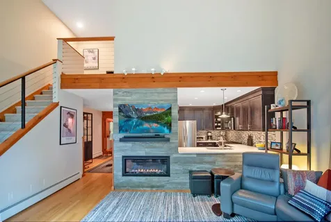 11 Dutchman Lane Wilmington VT 05363