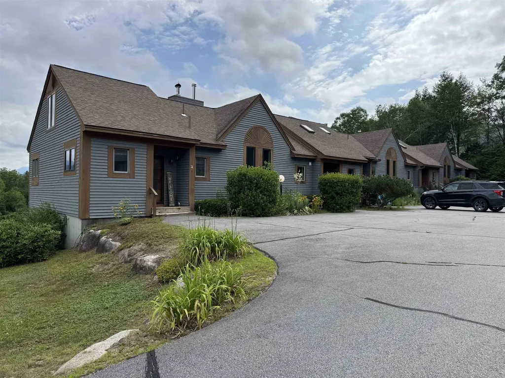 11 Village Road Campton NH 03223