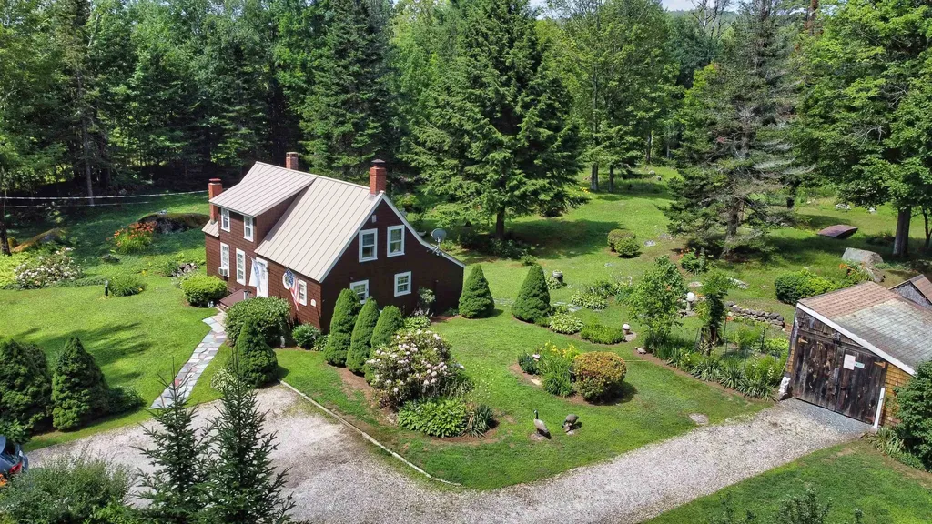 25 Wild Meadow Road Grafton NH 03240