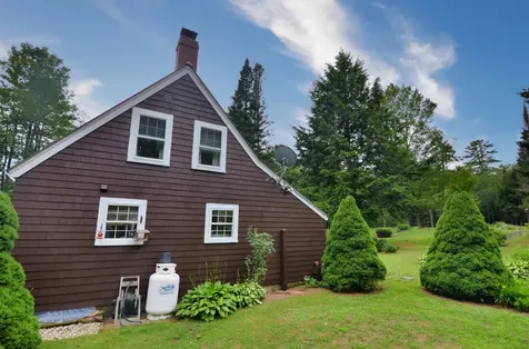 25 Wild Meadow Road Grafton NH 03240
