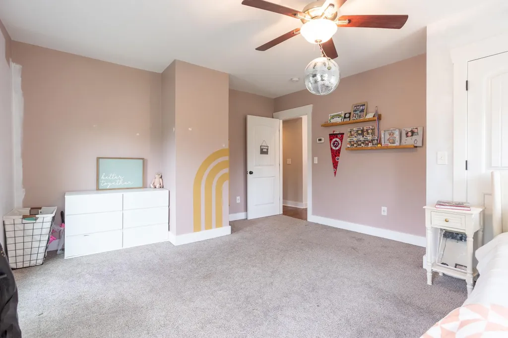 77 Broad Street Hollis NH 03049