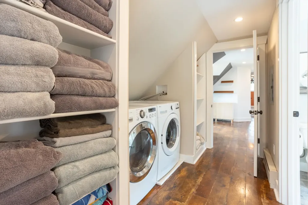 77 Broad Street Hollis NH 03049