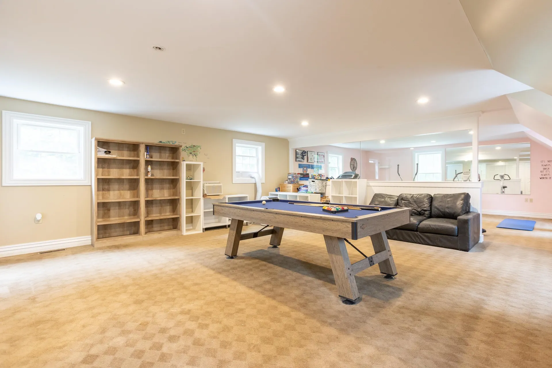 77 Broad Street Hollis NH 03049