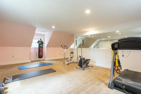 77 Broad Street Hollis NH 03049