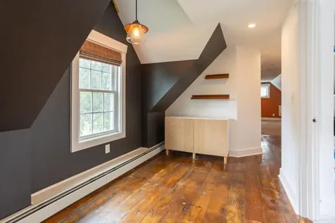 77 Broad Street Hollis NH 03049