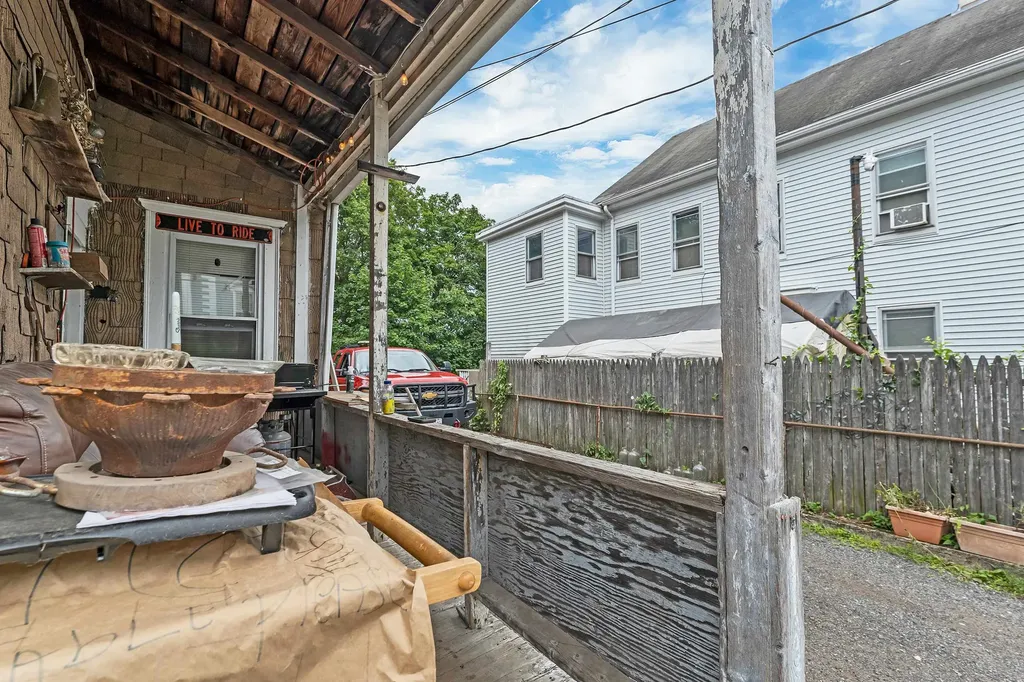 19 Prospect Street Amesbury MA 01913