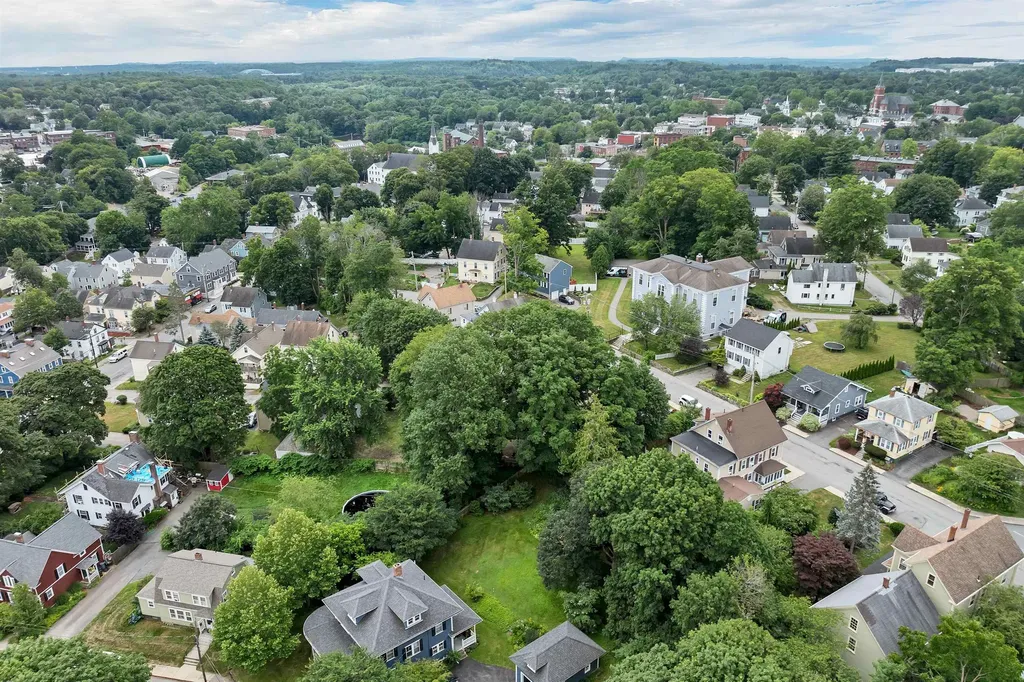 19 Prospect Street Amesbury MA 01913