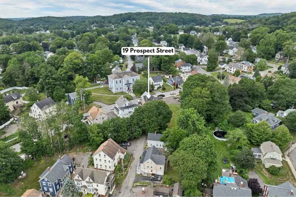 19 Prospect Street Amesbury MA 01913